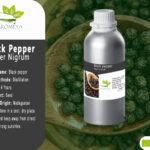 Huile essentielle de poivre noir // Black pepper essential oil from Madagascar